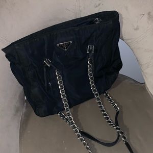 AUTHENTIC VINTAGE PRADA NYLON SHOULDER BAG